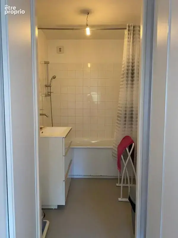 Grand appartement t2 bourg saint - herblain - photo 6