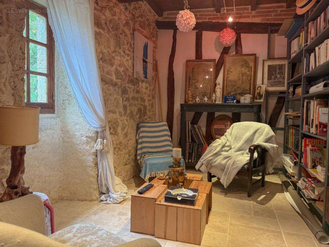 Maison à BEAUMONT-DE-LOMAGNE