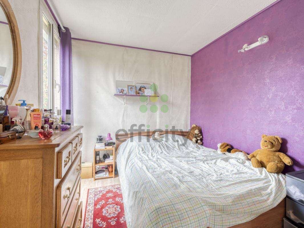 Appartement à COMBS-LA-VILLE