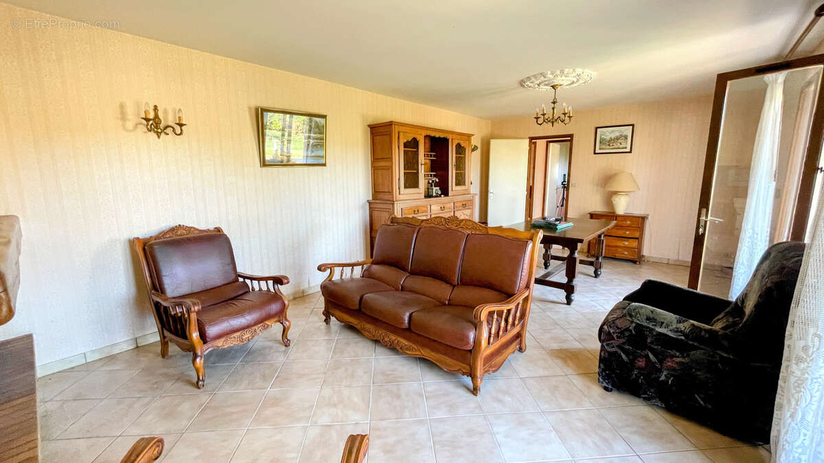 Maison à CASTELJALOUX