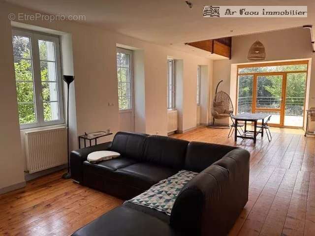 Maison à PONT-DE-BUIS-LES-QUIMERCH