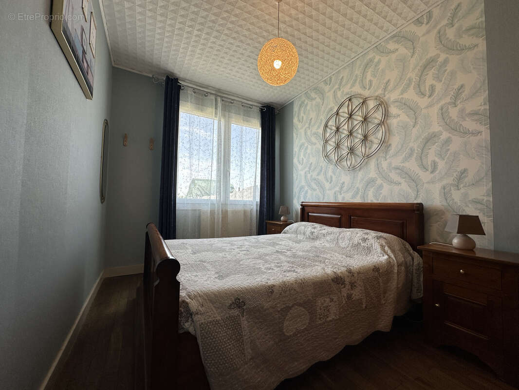Ensemble immobilier rénové comprenant une maison principale et un gîte avec piscine - photo 22
