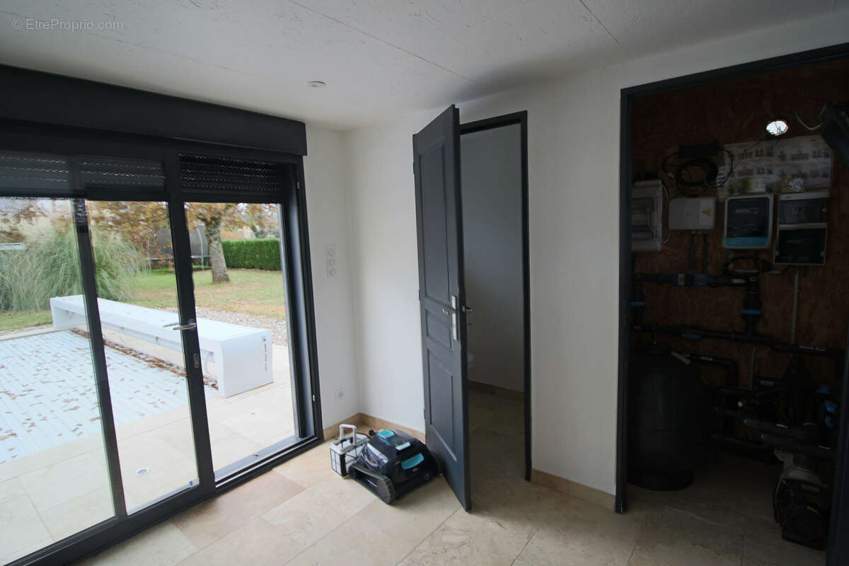 Maison à PUY-L&#039;EVEQUE