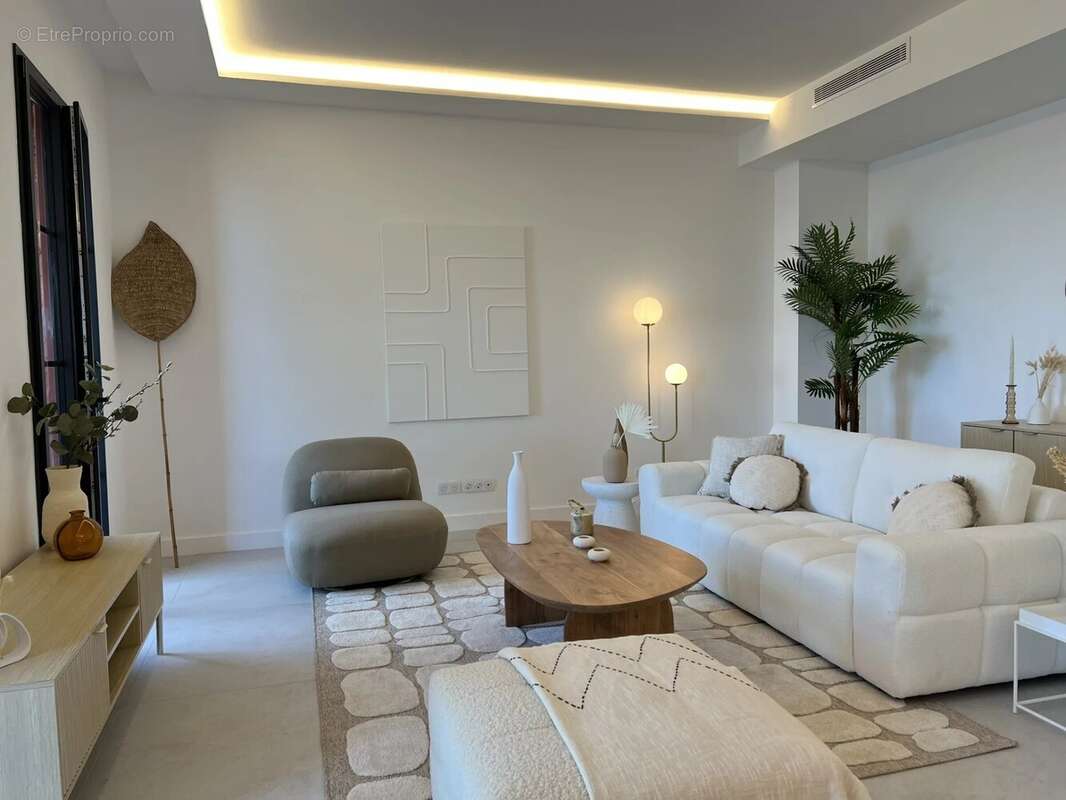 Appartement à THEOULE-SUR-MER