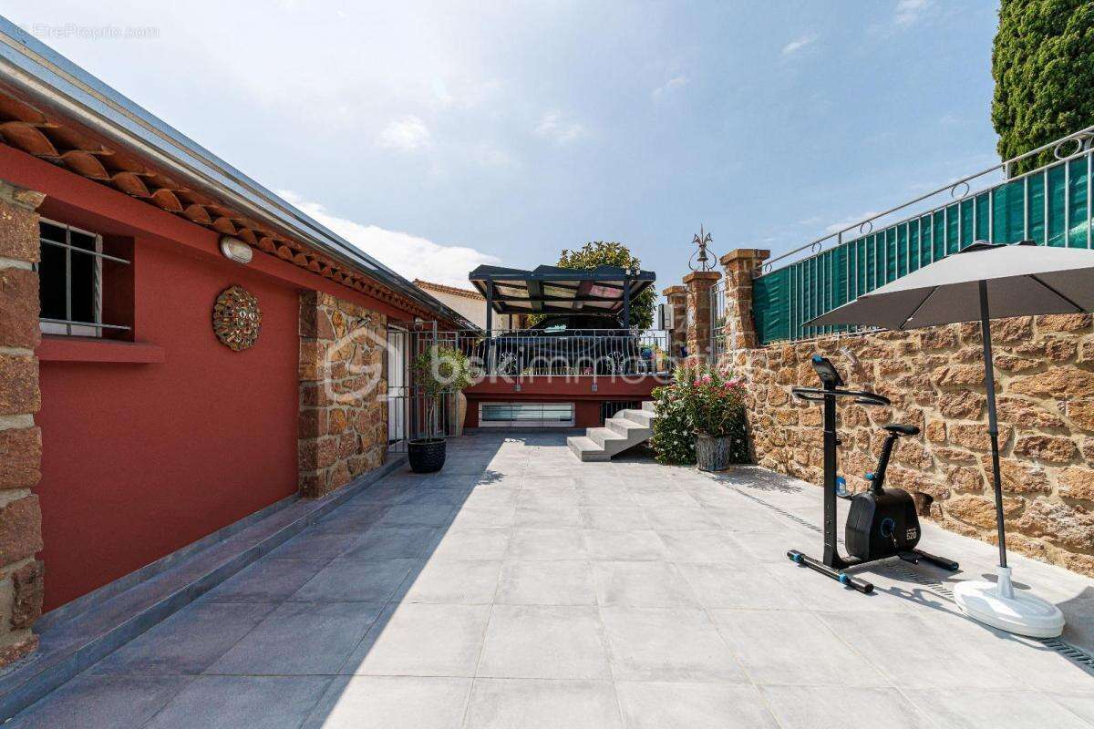 Maison à SAINT-RAPHAEL