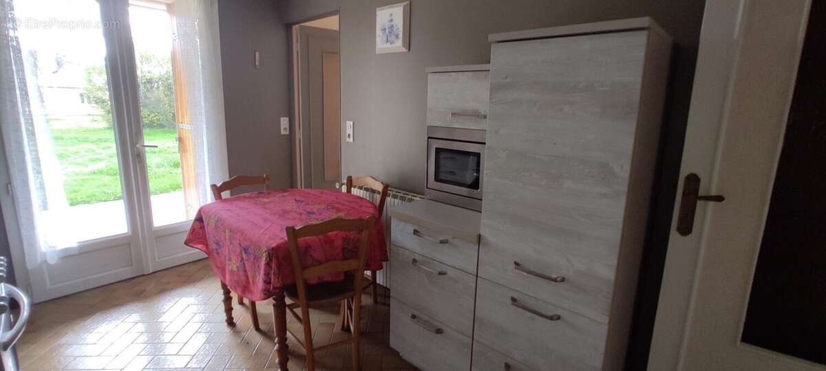 Maison à LES GONDS