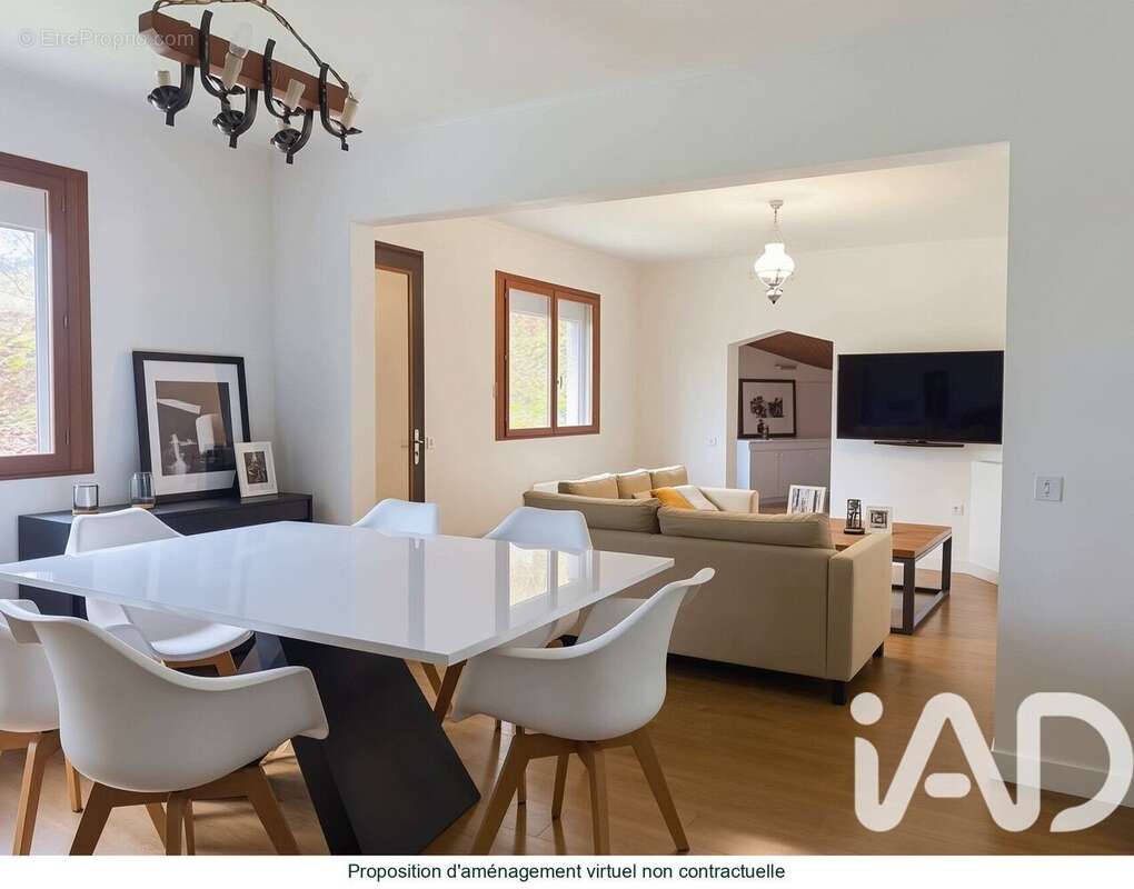 Photo 5 - Maison à CHAMPIS