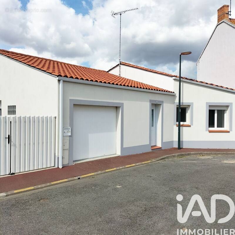 Photo 1 - Maison à CHALLANS