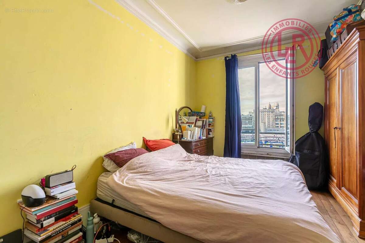 Appartement à PARIS-10E