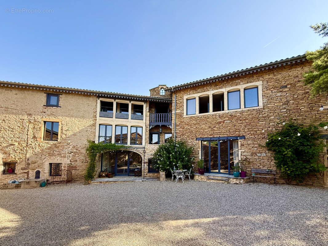 Maison à PIERRECLOS