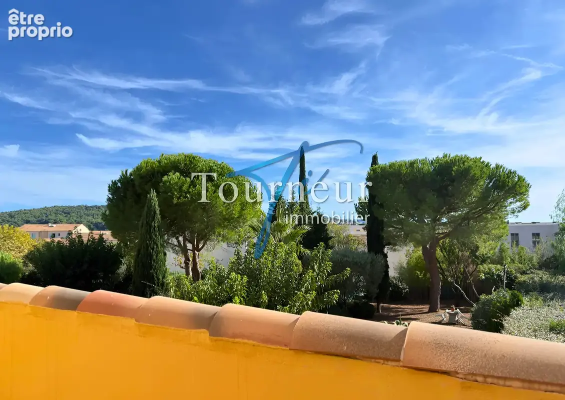 Sanary la baou residence standing ascenseur  t3 74m2 terrasse 19m2 vue degagee paysager - photo 2