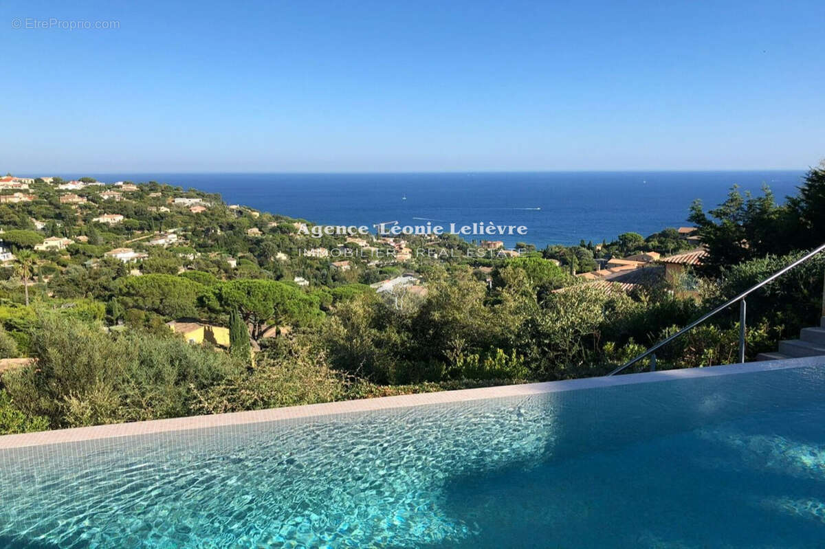 Maison à LES ISSAMBRES