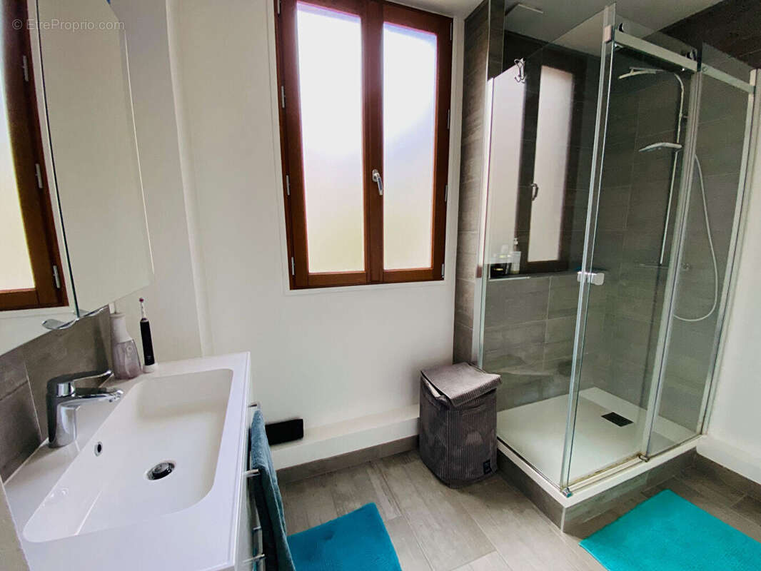 Appartement à NOGENT-SUR-MARNE