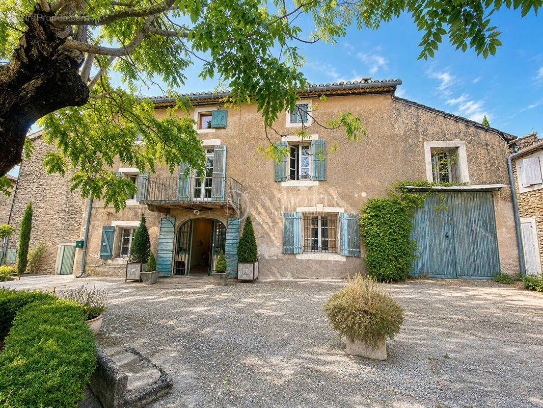 Maison à CABRIERES-D'AVIGNON