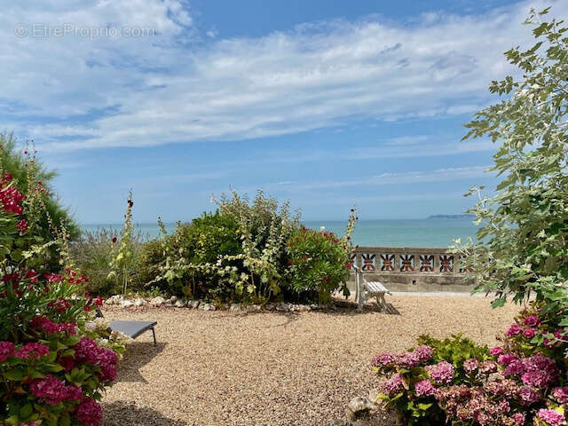 Lumineux 2/3 pièces 47,25 m2 vue mer accès direct plage - photo 13