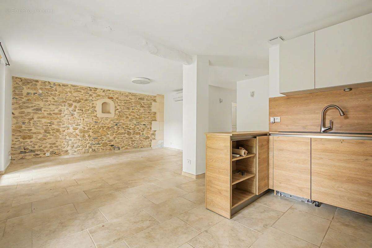 Appartement à EYGUIERES