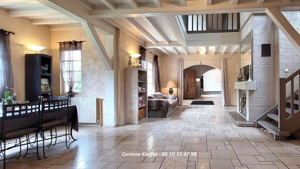 Maison à MONTMORENCY