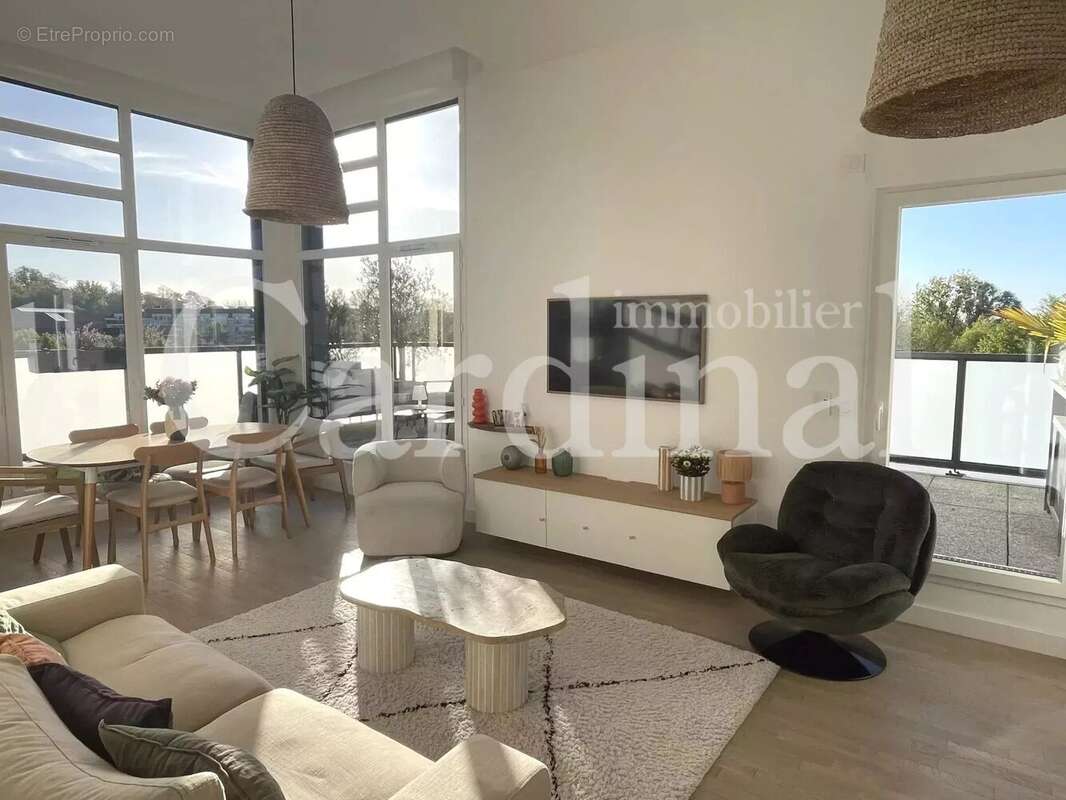 Appartement à NOISY-LE-ROI