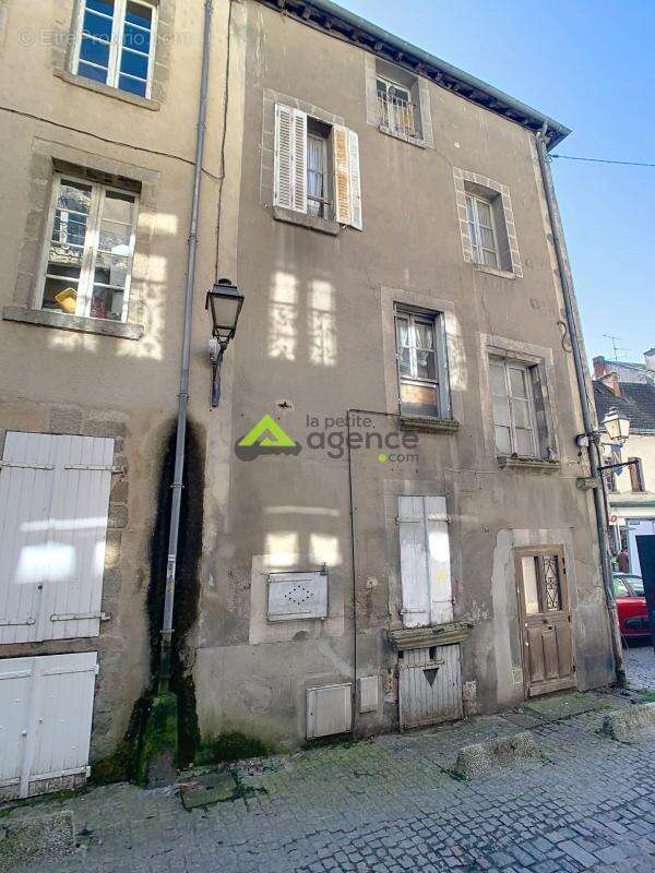 Appartement à AUBUSSON