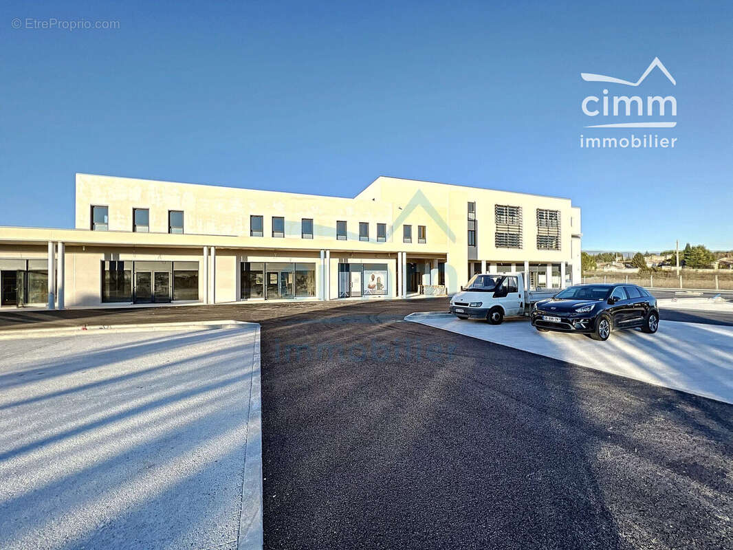 Commerce 33 m² à Mazan  - photo 6