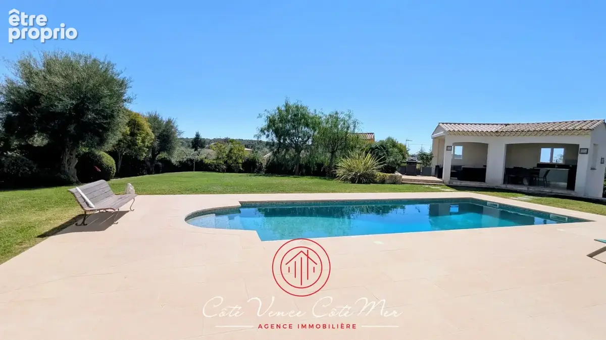 Maison familiale de 181 m2 avec piscine à Vence (06140) - photo 12