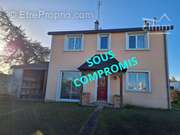 Maison à LES TOUCHES