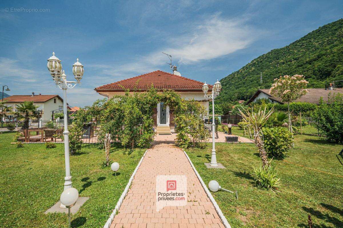 Maison à LE CHEYLAS