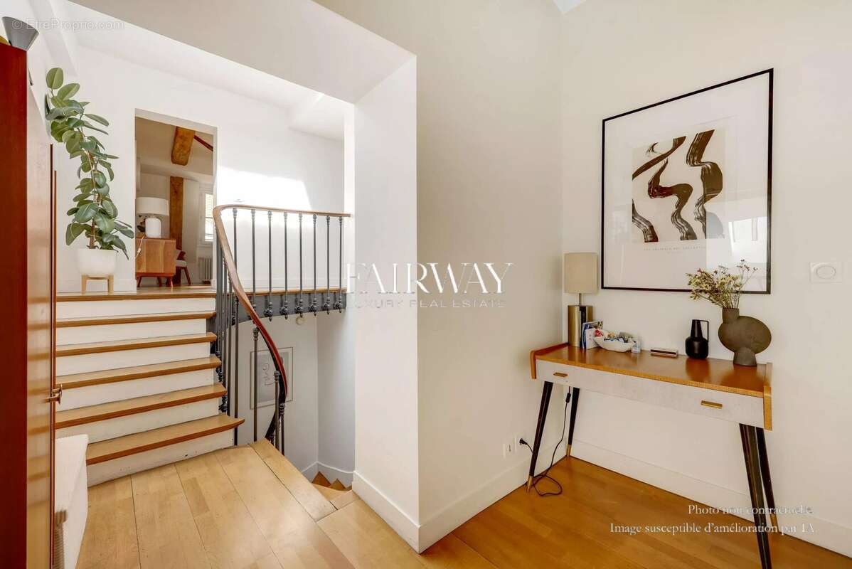 Appartement à PARIS-8E