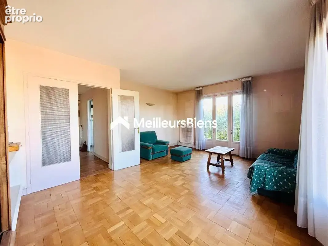 Appartement T4 lumineux avec 3 chambres à GIEN - photo 7