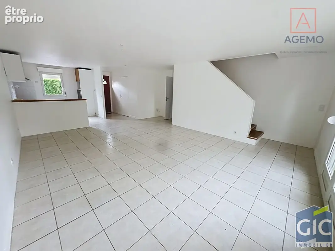 Maison à EQUEMAUVILLE
