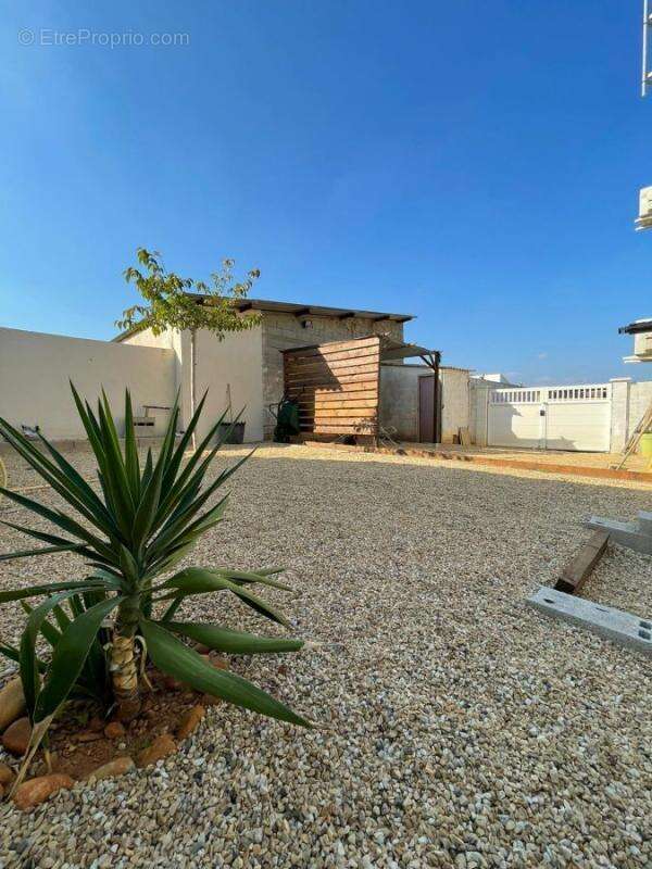 Maison à SAINT-GILLES