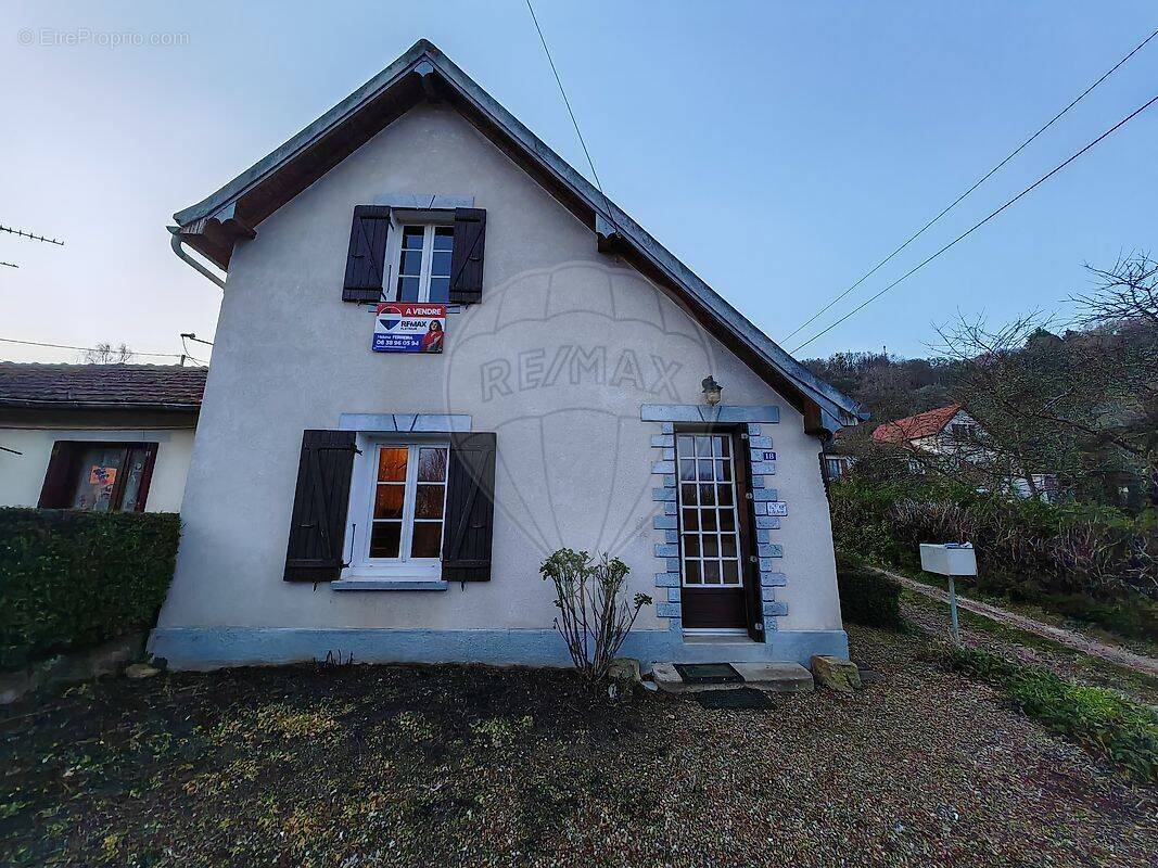 Maison à PREMERY