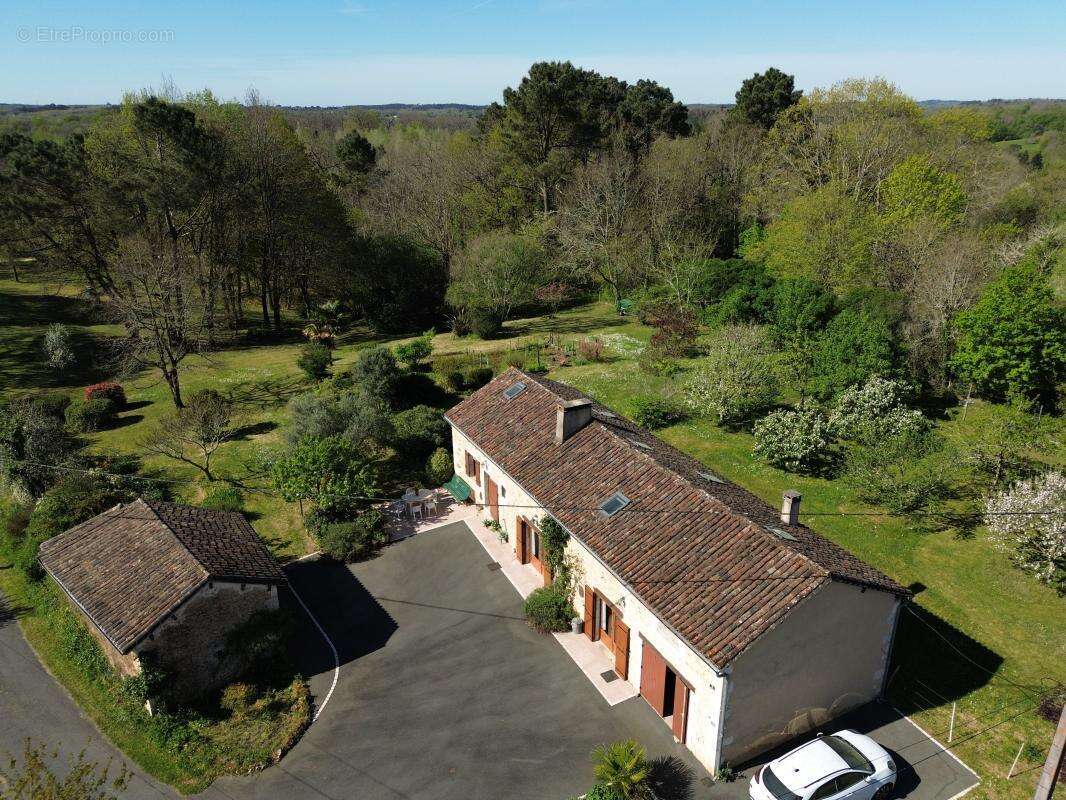 Maison à BEAUREGARD-ET-BASSAC