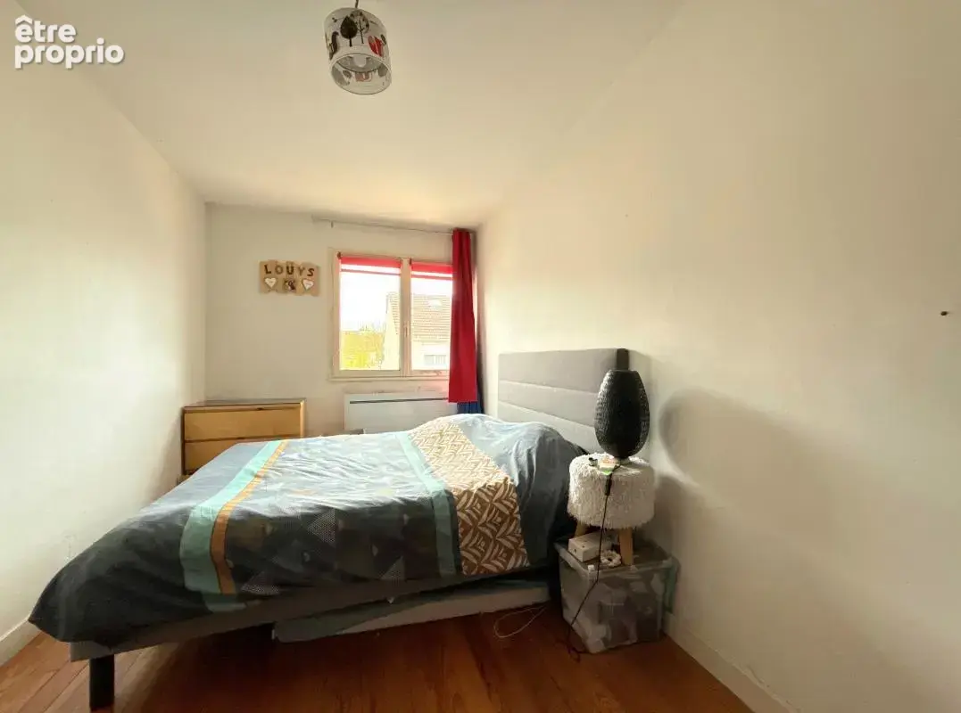 Maison à rénover avec 3 chambres, terrasse, jardin et sous-sol complet - photo 7