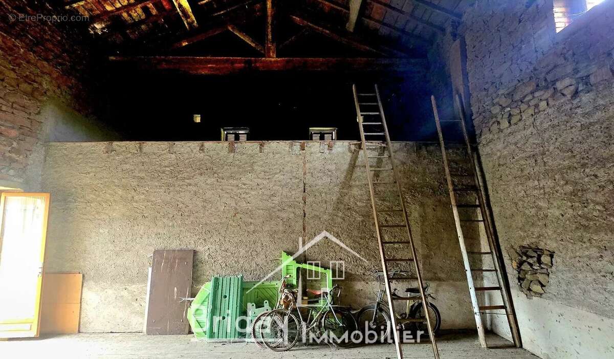 Maison à LE BOIS-D&#039;OINGT