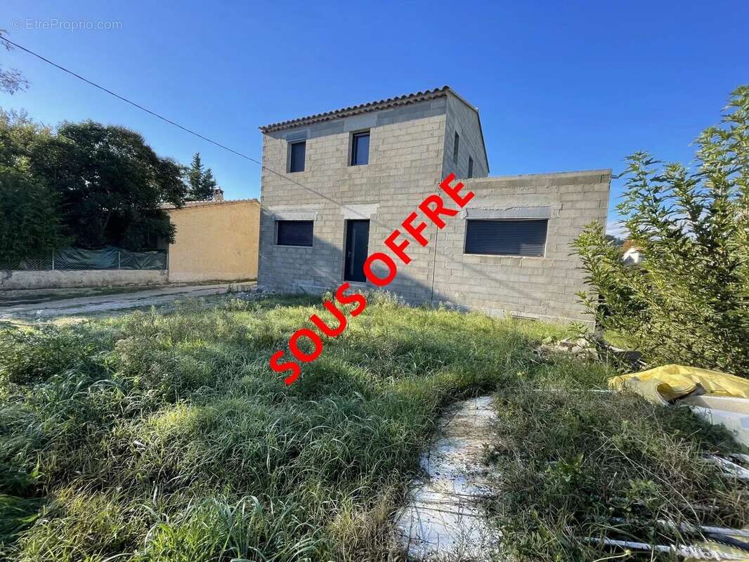 Maison à JONQUERETTES