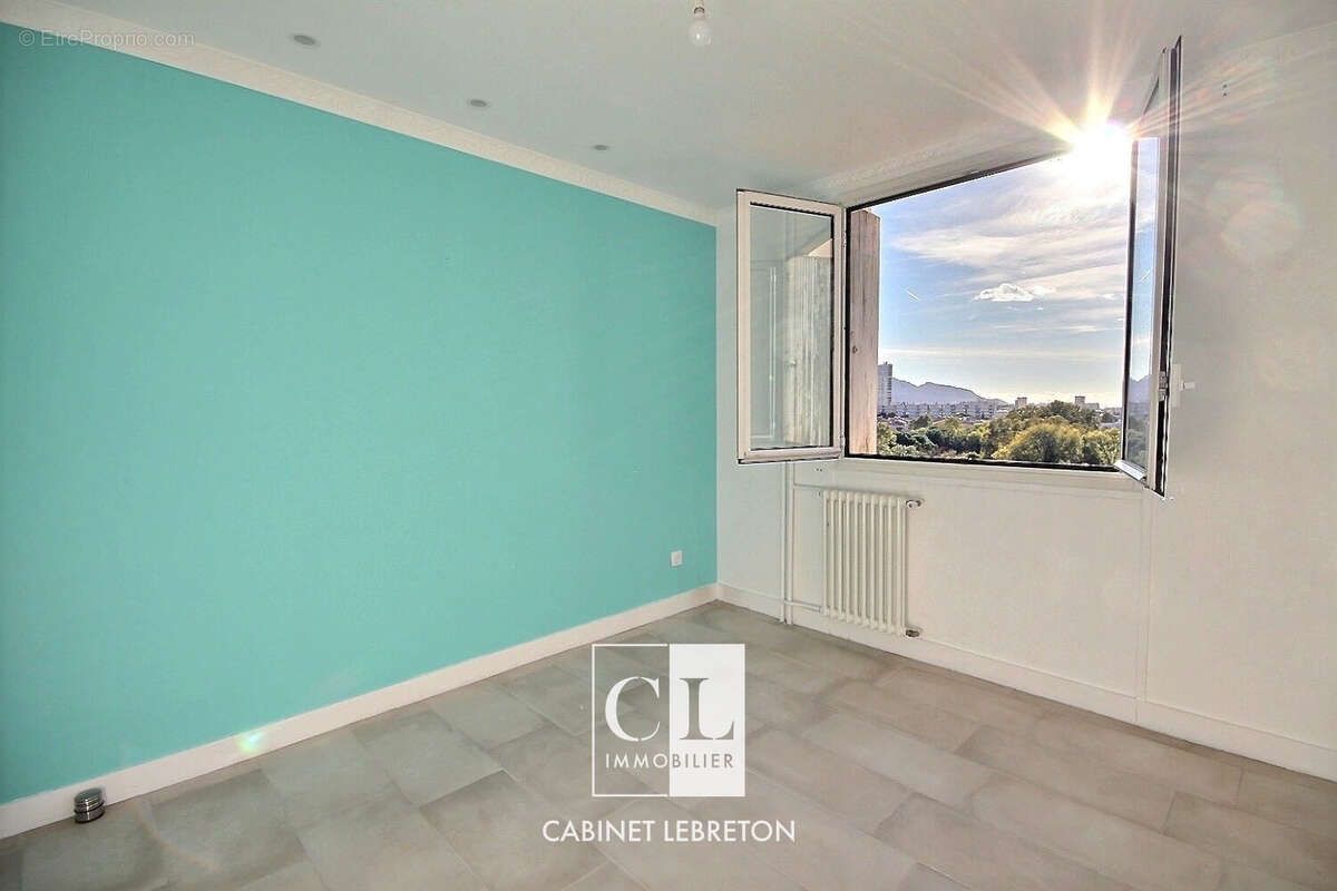 Appartement à MARSEILLE-10E