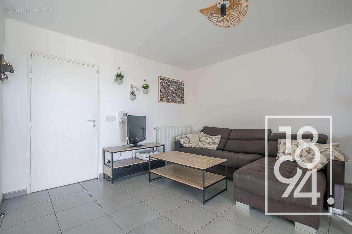 Appartement à MARSEILLE-2E