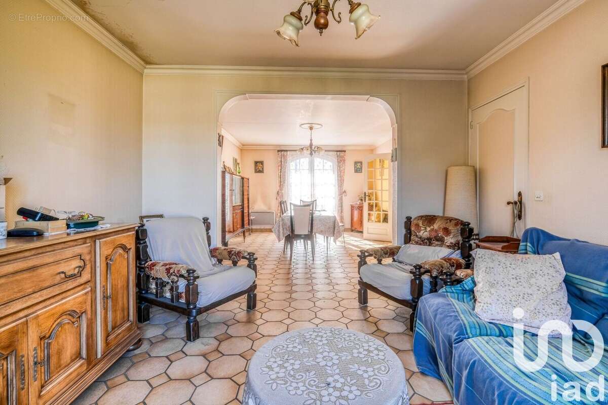 Photo 3 - Maison à LE BLANC-MESNIL