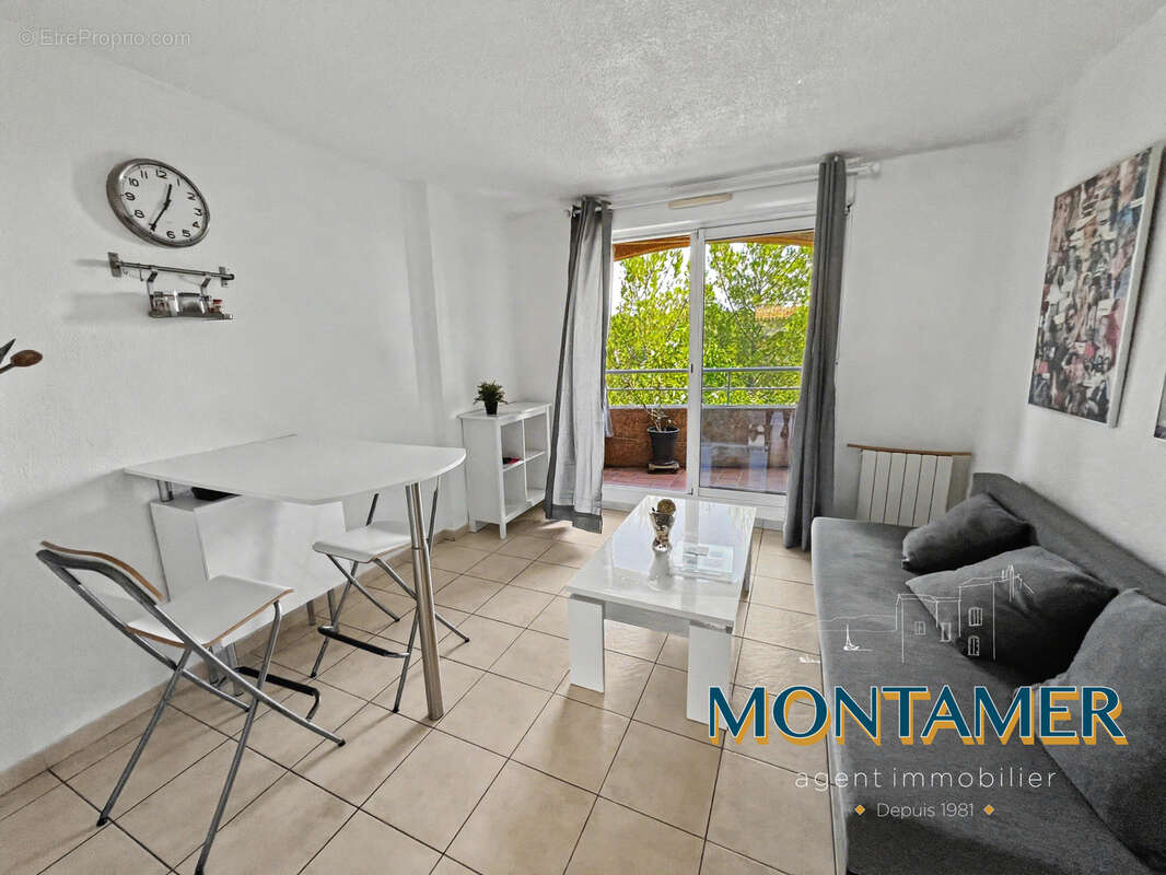 Appartement à SAUSSET-LES-PINS