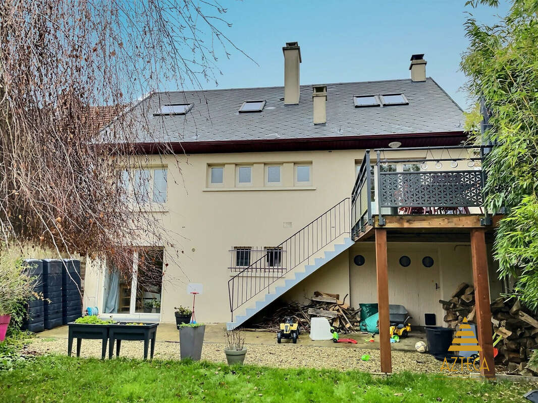 Maison à NEUVILLE-SAINT-REMY