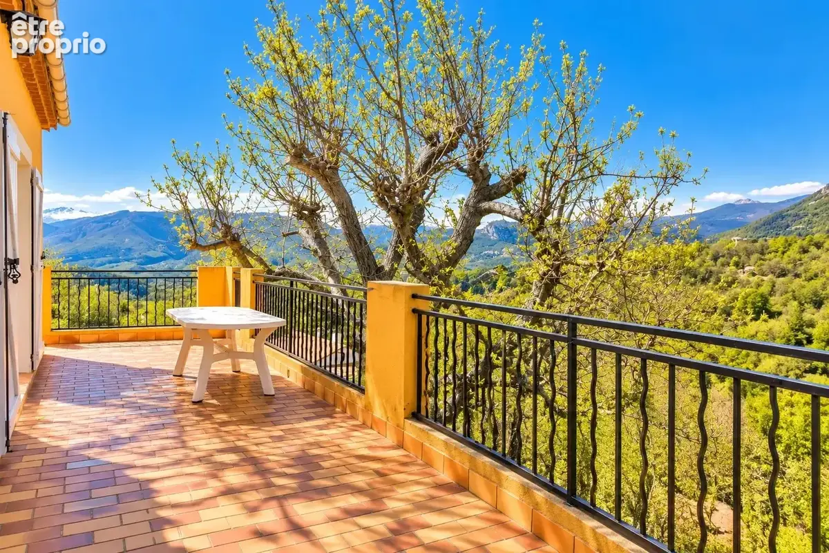 Saint Antonin//Maison 147 M²//5 Pièces//Terrain 662 M² - photo 2