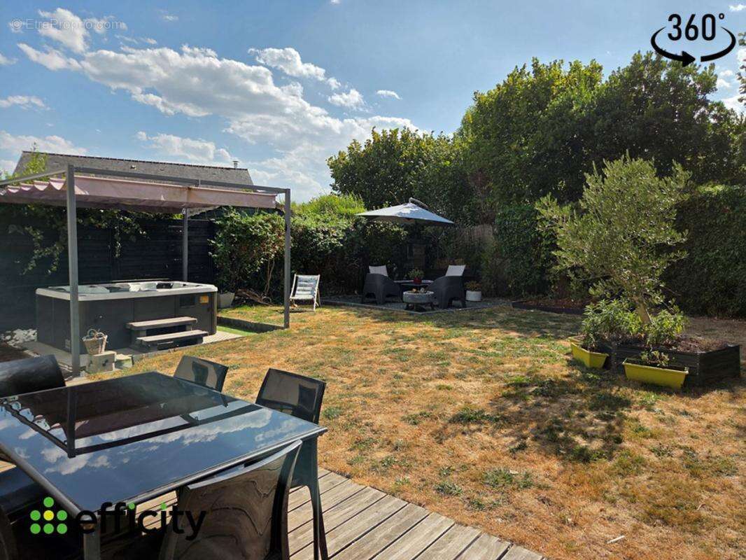 Maison 115 m² à La Chapelle-Des-Fougeretz  - photo 7