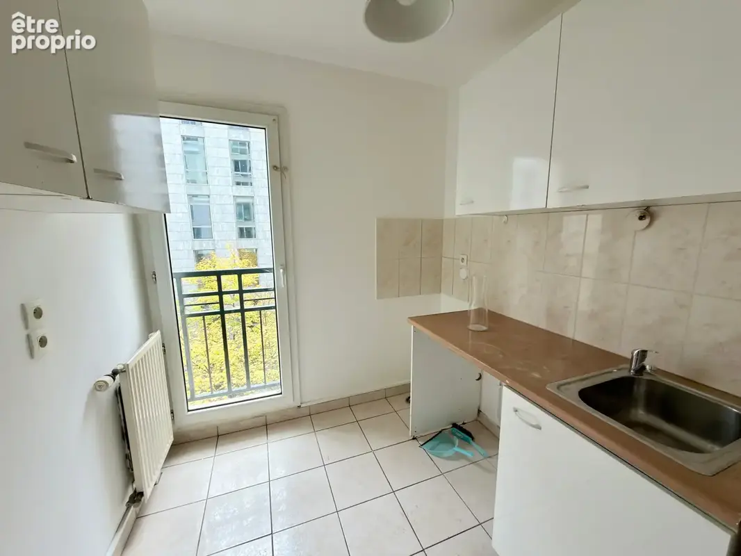 Courbevoie — Faubourg de l'Arche  Exclusivité — Appartement avec balcon et parking - photo 4