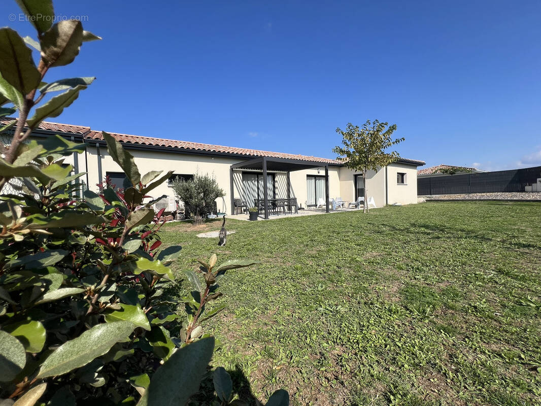 Maison à MOURS-SAINT-EUSEBE