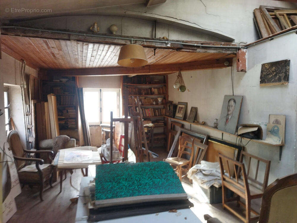 3eme  - Maison à CAHORS