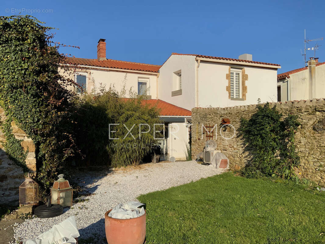 Maison à TALMONT-SAINT-HILAIRE