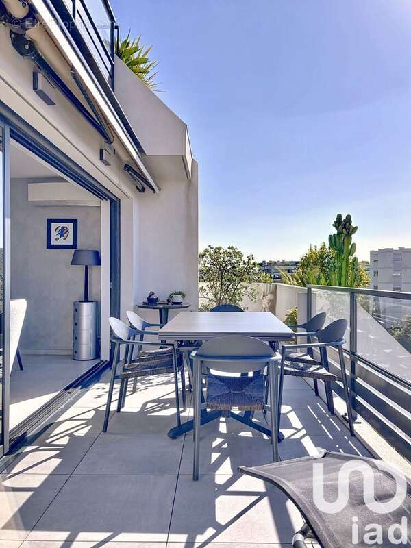 Photo 2 - Appartement à SAINT-LAURENT-DU-VAR