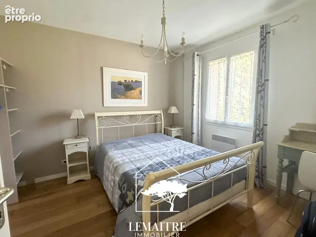 Maison de plain-pied avec piscine   4 chambres   grand terrain de 1 456 m2 - photo 5