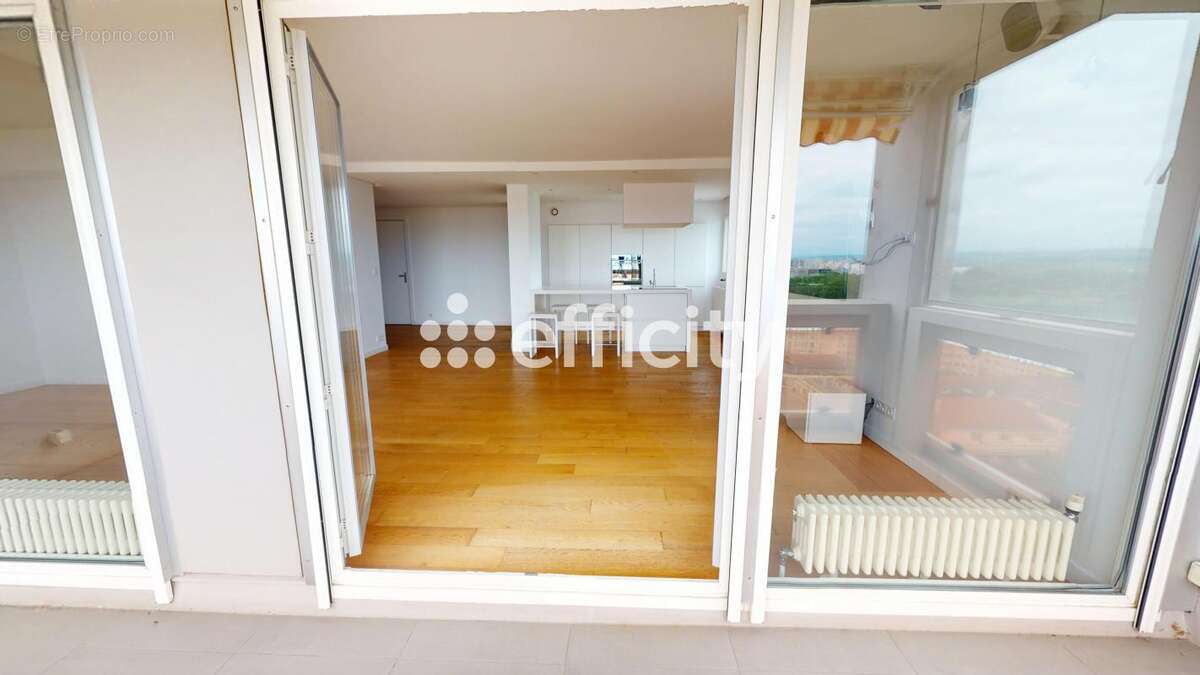 Appartement à LYON-6E